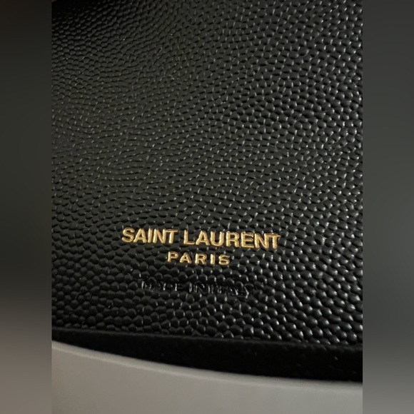 Price firm NEW YSL Saint Laurent Gold Monogram quilted leather wallet clutch - Picture 5 of 12